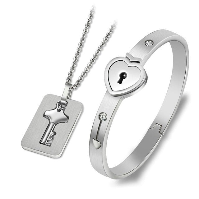 Beautiful Concentric Lock Key Couple Heart Bracelet and Necklace Set On Sale
