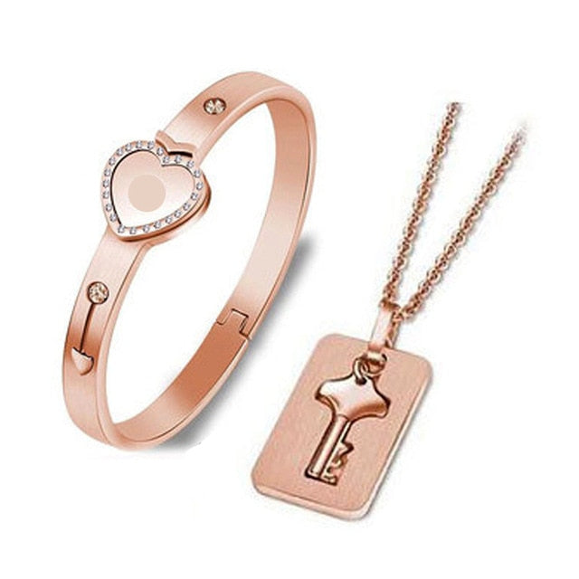 Beautiful Concentric Lock Key Heart Couple Bracelet and Necklace Set On Sale