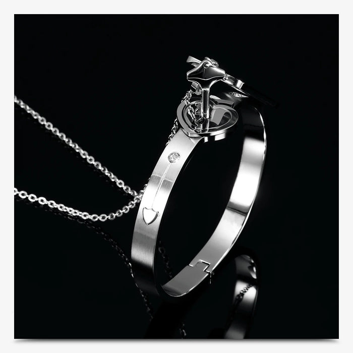 Concentric interlocking Chain And Link Stainless Steel Couple Bracelet On Sale