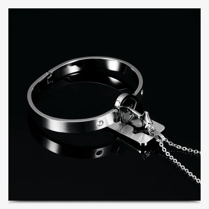 Concentric interlocking Chain And Link Stainless Steel Couple Bracelet On Sale