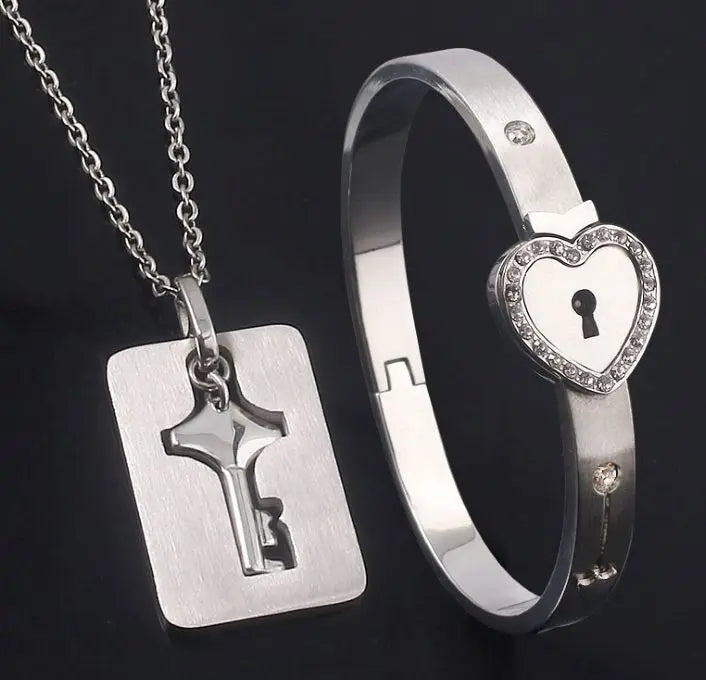 Silver Concentric Lock Key Stainless Steel Couple Heart Bracelet and Necklace Sets On Sale